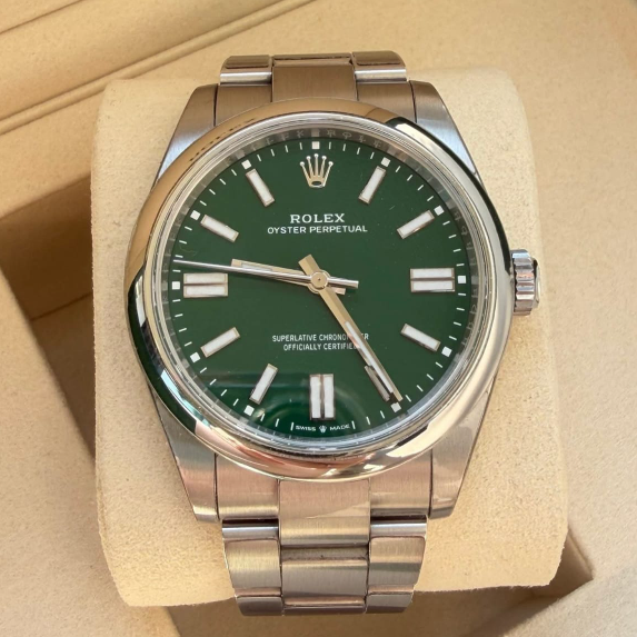 Rolex Oyster Perpetual 41 Size